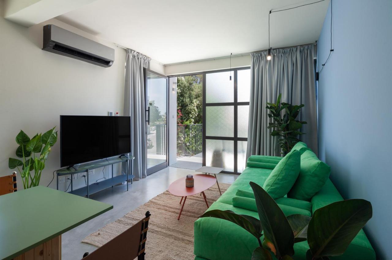 Adrop Pool Suites Paphos Kültér fotó
