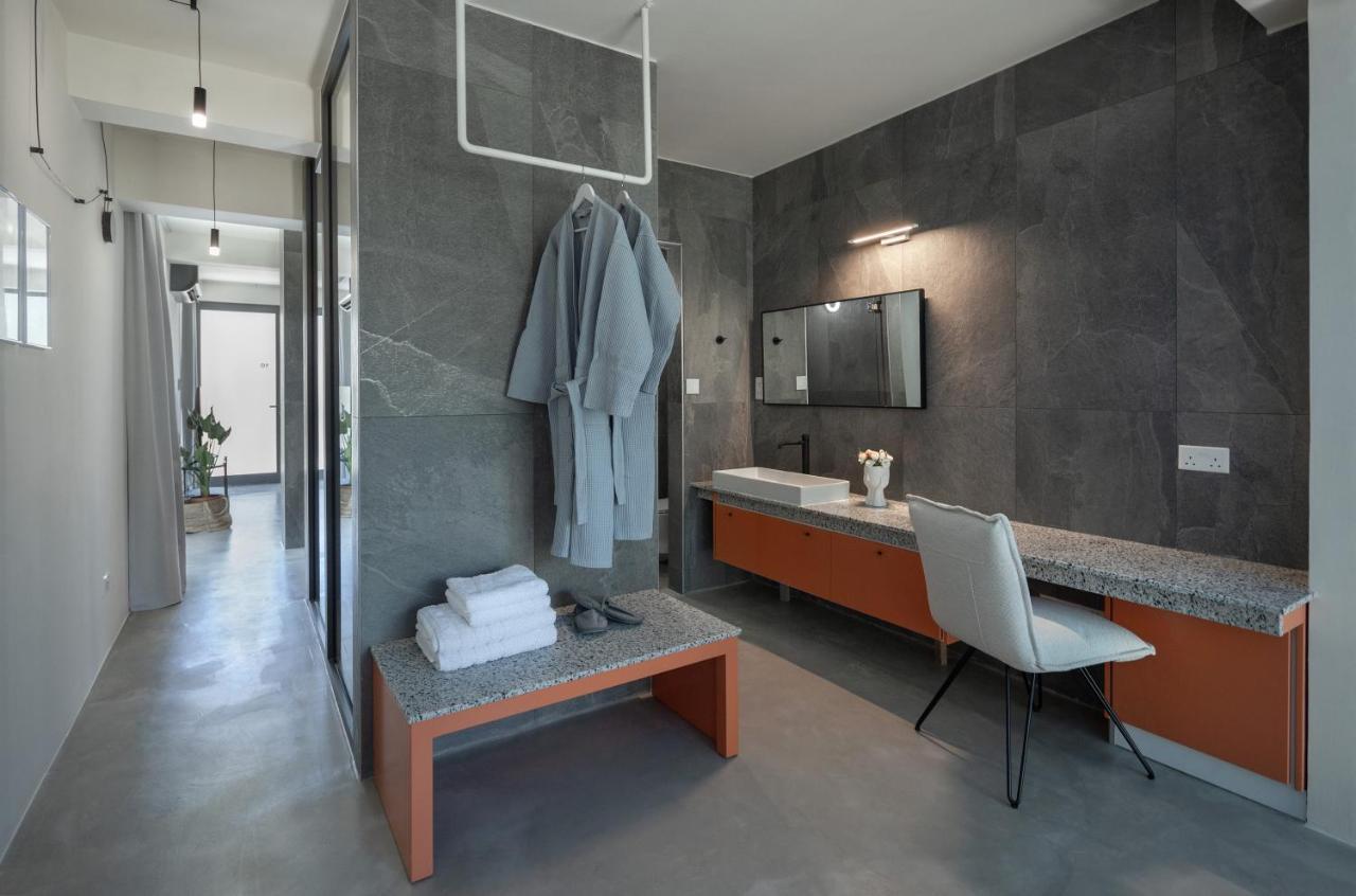 Adrop Pool Suites Paphos Kültér fotó